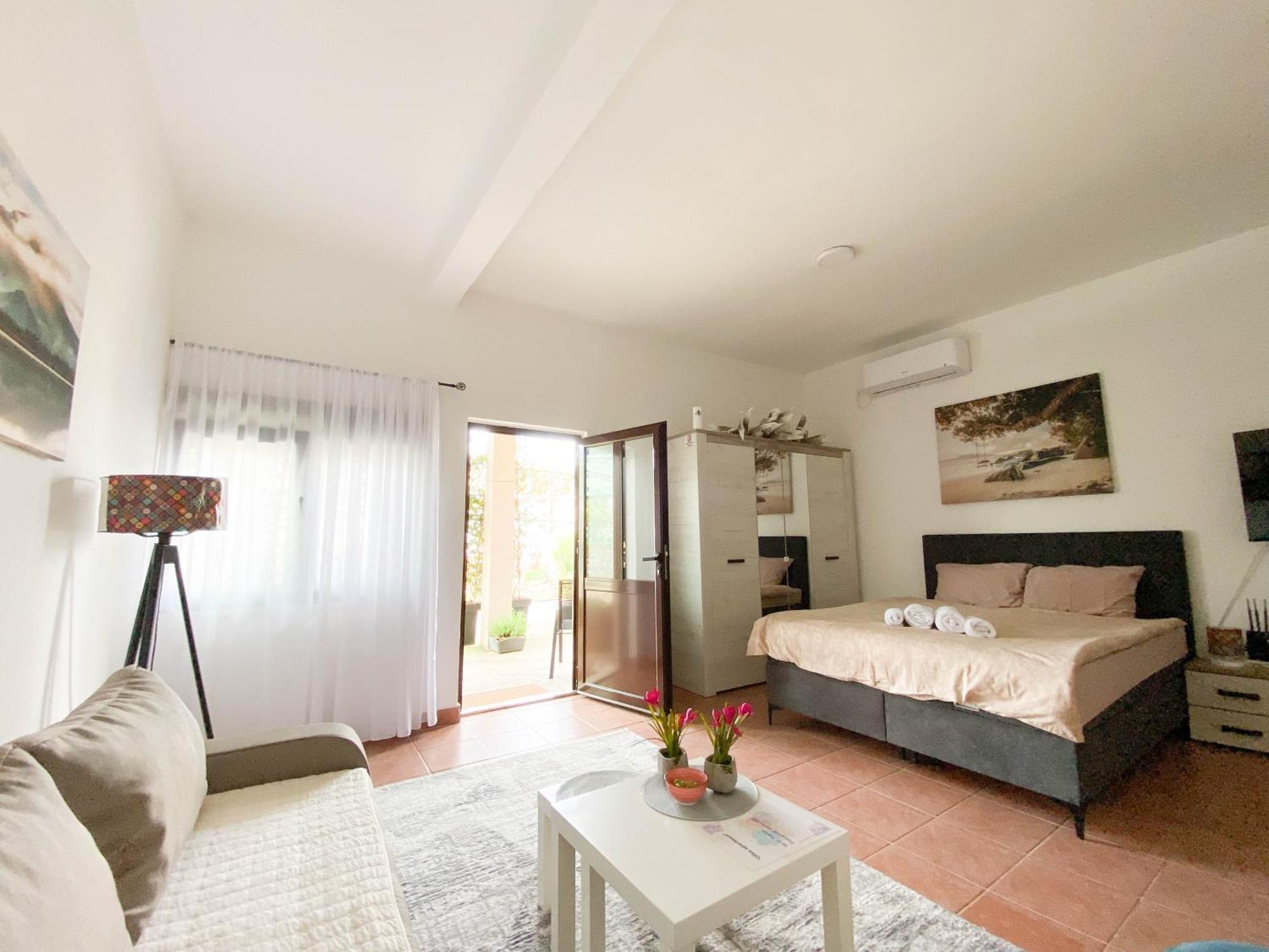 Olive Apartment 포드고리차 외부 사진